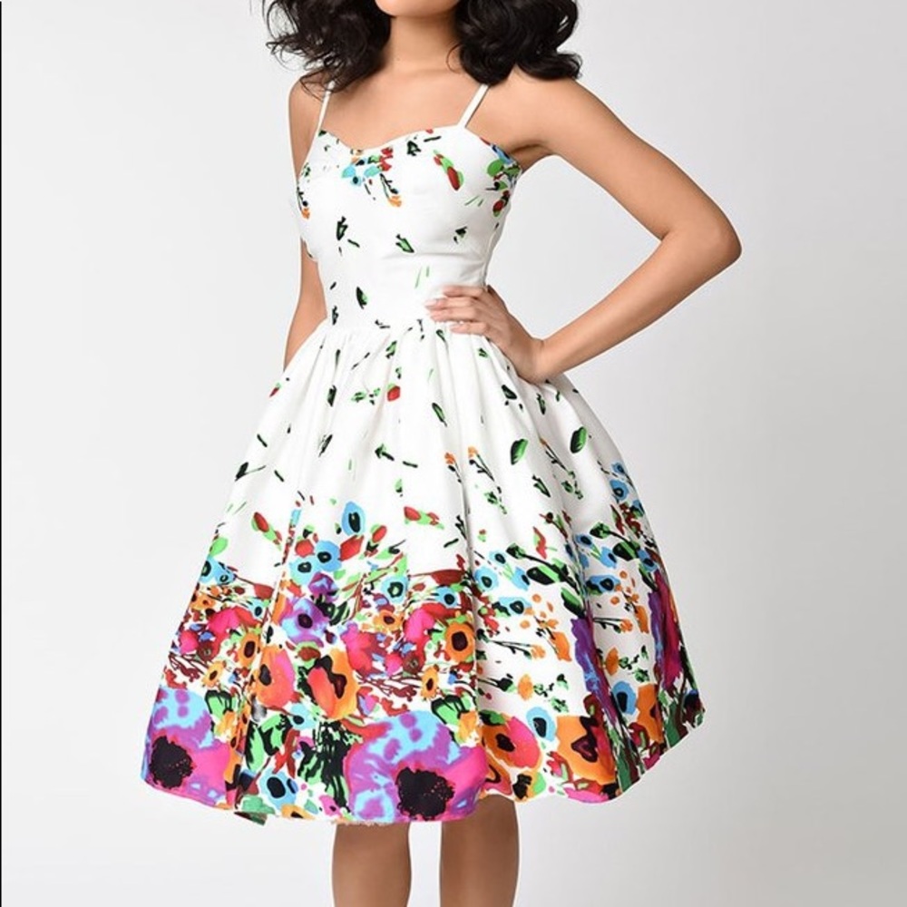 Unique vintage white flower swing dress XL